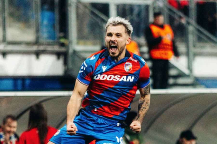 Záložník Plzně Tomáš Ladra Záložník Plzně Tomáš Ladra