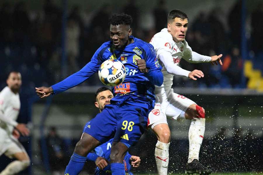 Alberto Soro în duel cu Afalna de la Unirea Slobozia