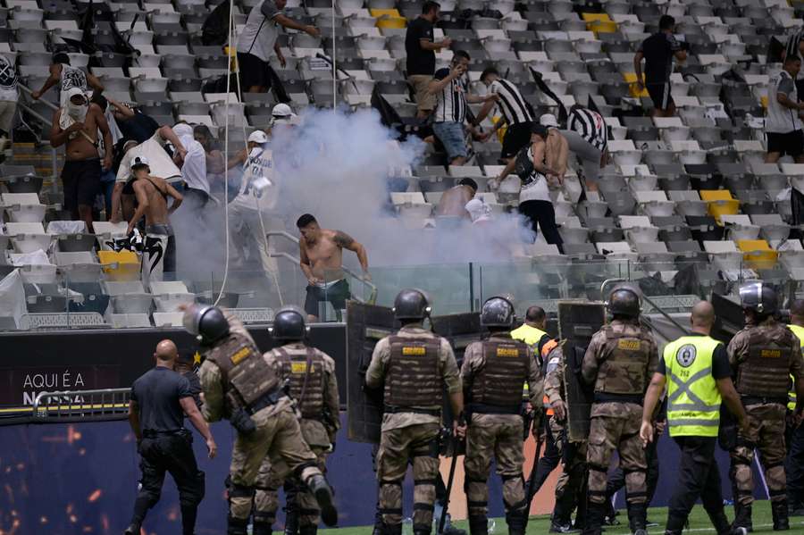 Torcida do Atlético-MG protagonizou incidentes na Arena MRV na final da Copa do Brasil