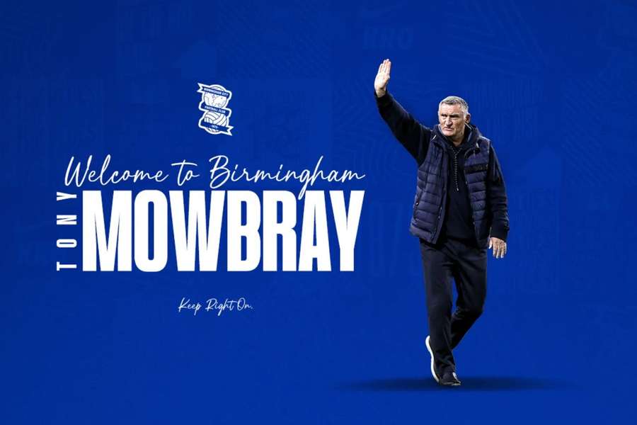 Tony Mowbray tem quase 450 jogos como treinador no Championship