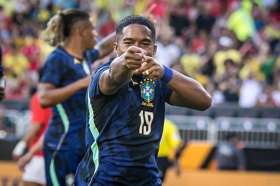 Endrick comemora gol que selou vitória brasileira sobre o Egito Endrick comemora gol que selou vitória brasileira sobre o Egito