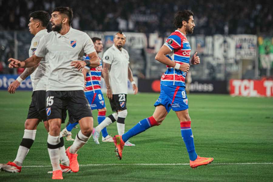 No Chile, o jogo foi marcado por grande confusão 
