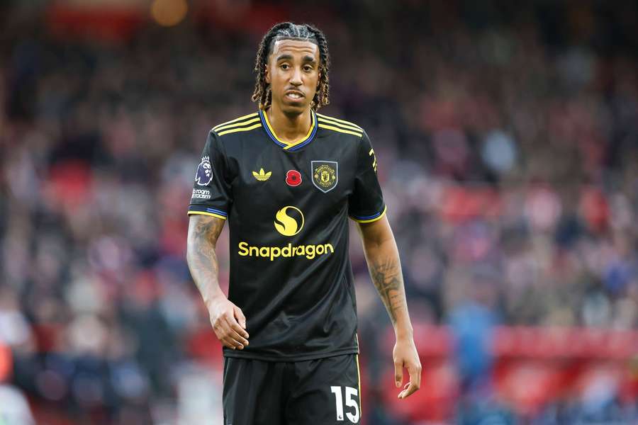 Amorim reveals what he said to Man Utd star Yoro: Really frustrated, he thinks too much!