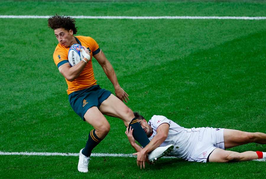 Nawaqanitawase in action before scoring Australia's second try