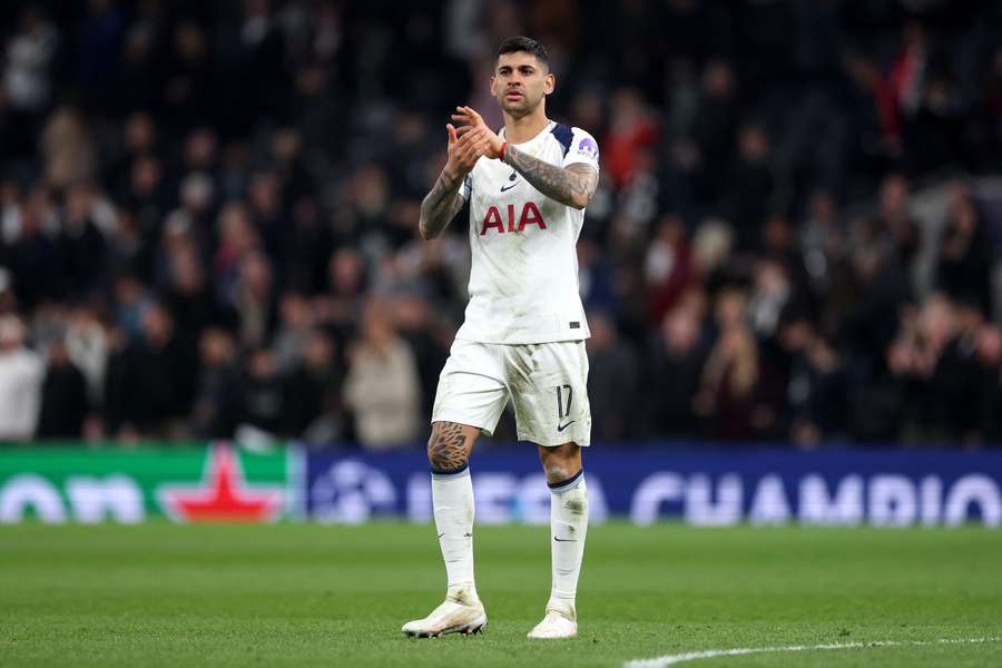 Cristian Romero míří z Tottenhamu do Atlétika Madrid. Cristian Romero míří z Tottenhamu do Atlétika Madrid.