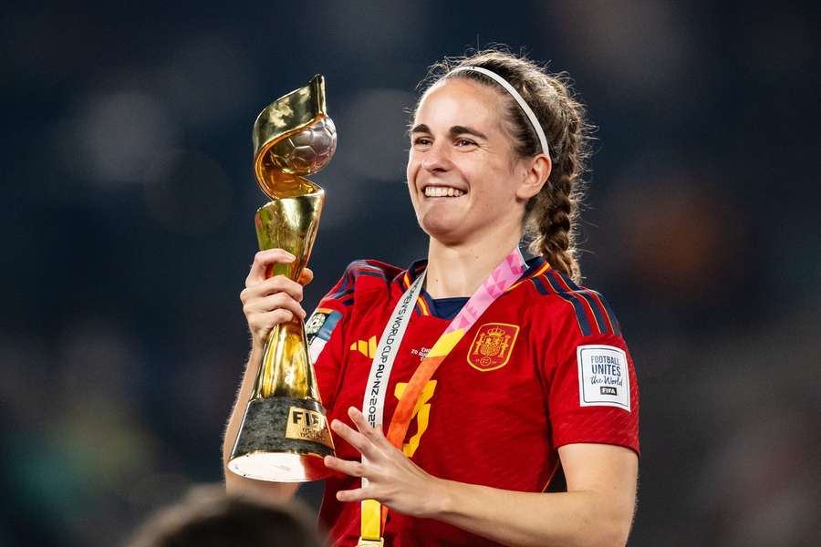 Teresa Abelleiro geniet van haar overwinning op het Wereldkampioenschap.