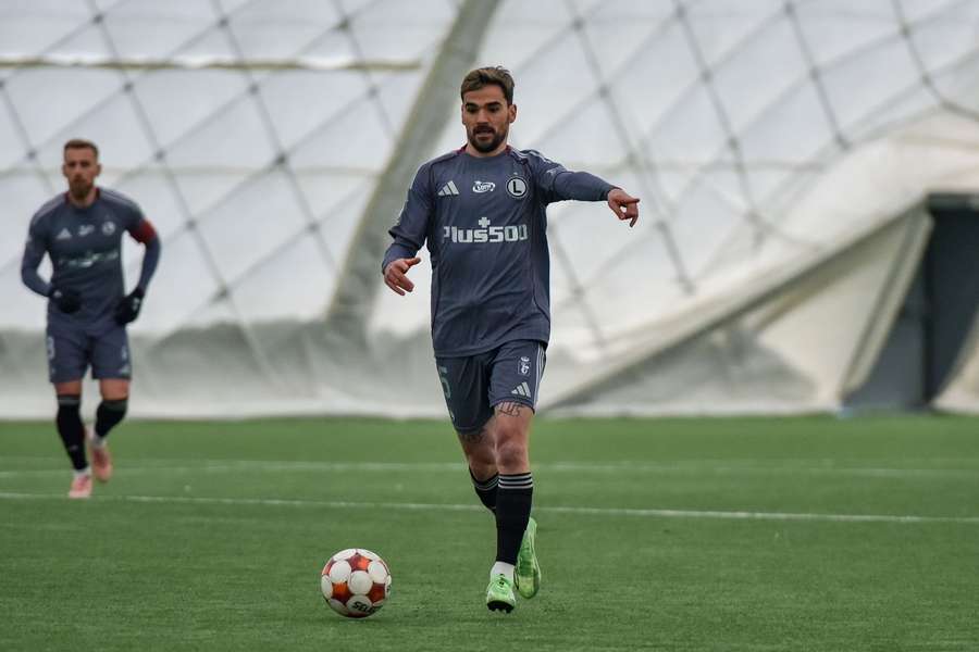 Claude Goncalves odszedł z Legii Warszawa. Pomocnik zagra w NK Maribor Claude Goncalves odszedł z Legii Warszawa. Pomocnik zagra w NK Maribor