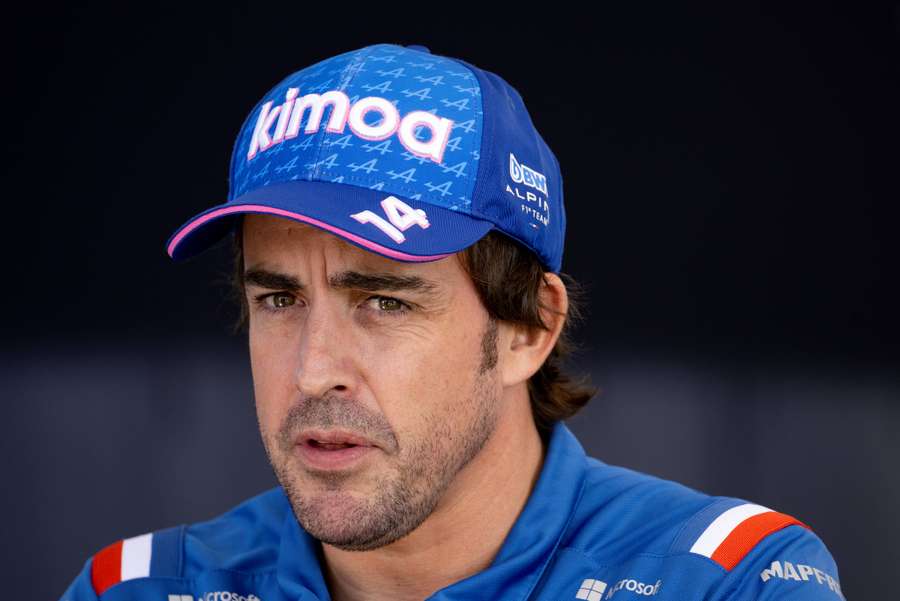 Alonso fue sancionado tras una gran remontada en Austin.