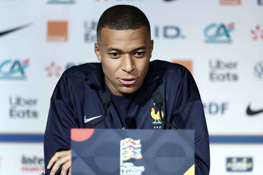 Mbappé sa opäť ukáže vo francúzskych farbách .