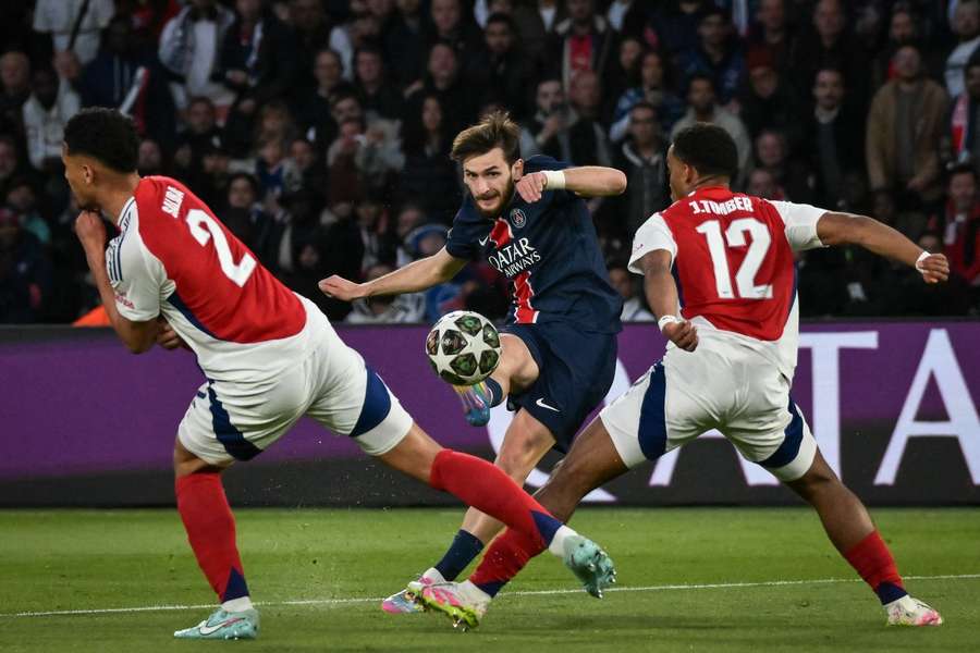 PSG a trecut de Arsenal cu 3-1 la general
