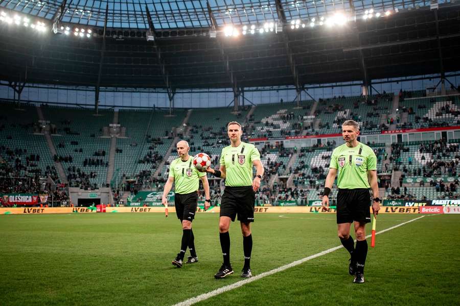 Walkower utrzymany, ale ani Śląsk, ani Wisła nie są zadowolone po decyzji NKO Walkower utrzymany, ale ani Śląsk, ani Wisła nie są zadowolone po decyzji NKO