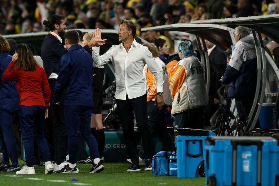 Hervé Renard satisfeito com desempenho de França contra o Brasil