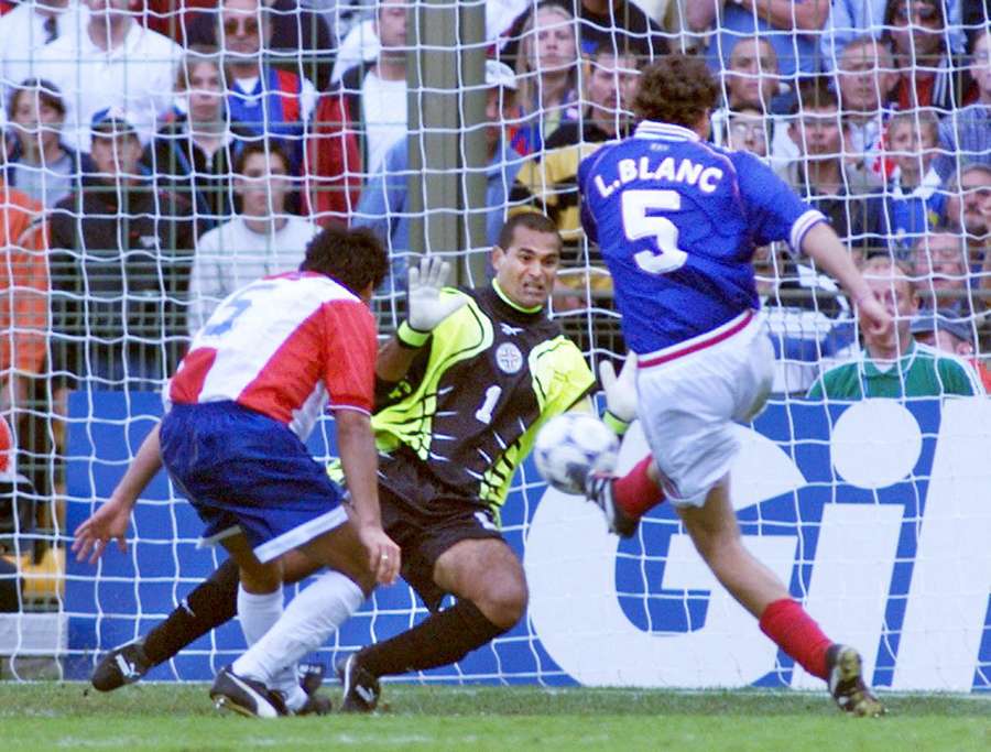Laurent Blanc délivre la France