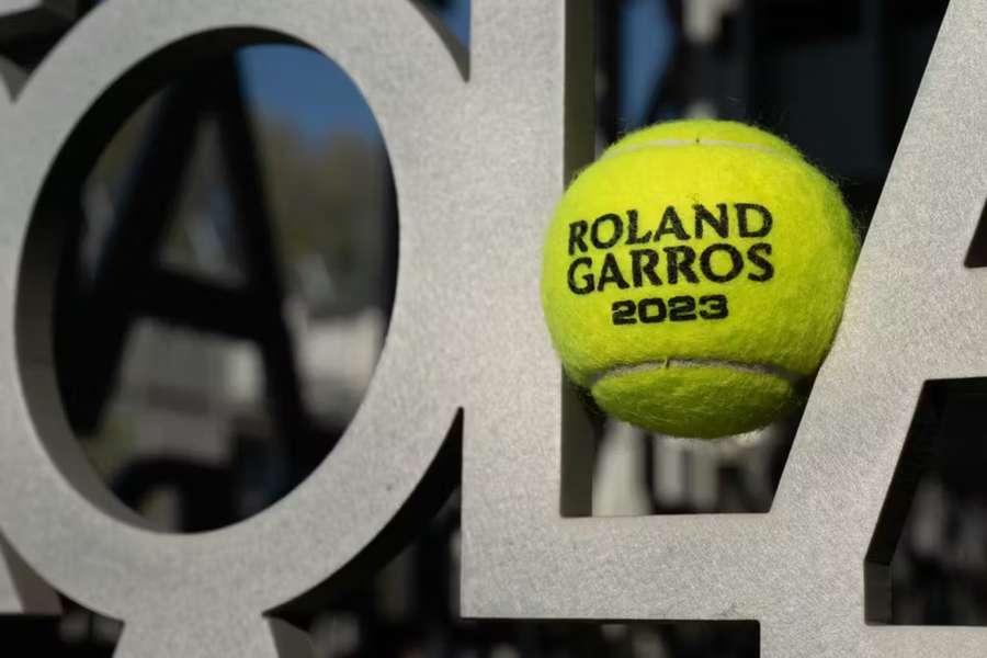 O účast v hlavní fázi Roland Garros 2023 se ve středu popere 62 mužů a 64 žen.
