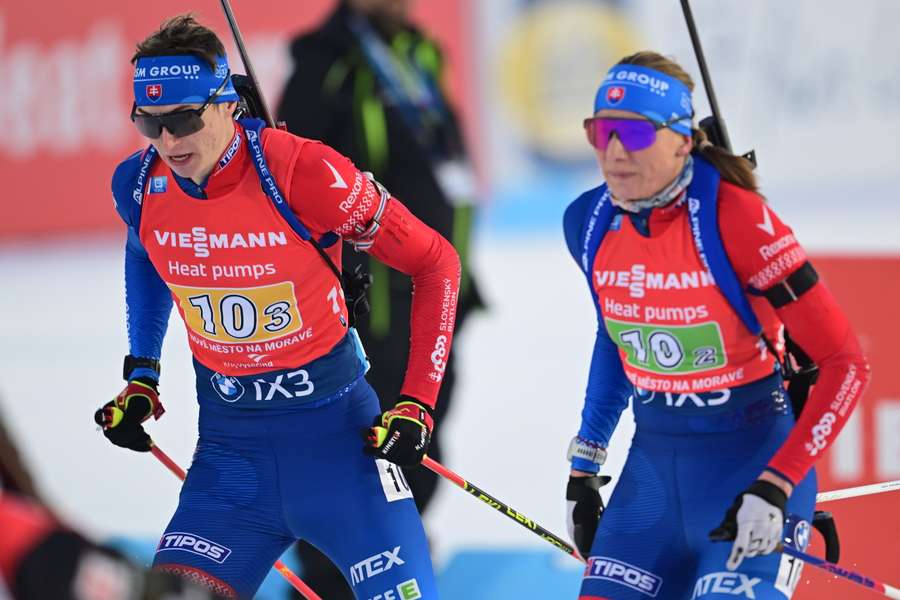 Kuzminová s Borguľom na odovzdávke.