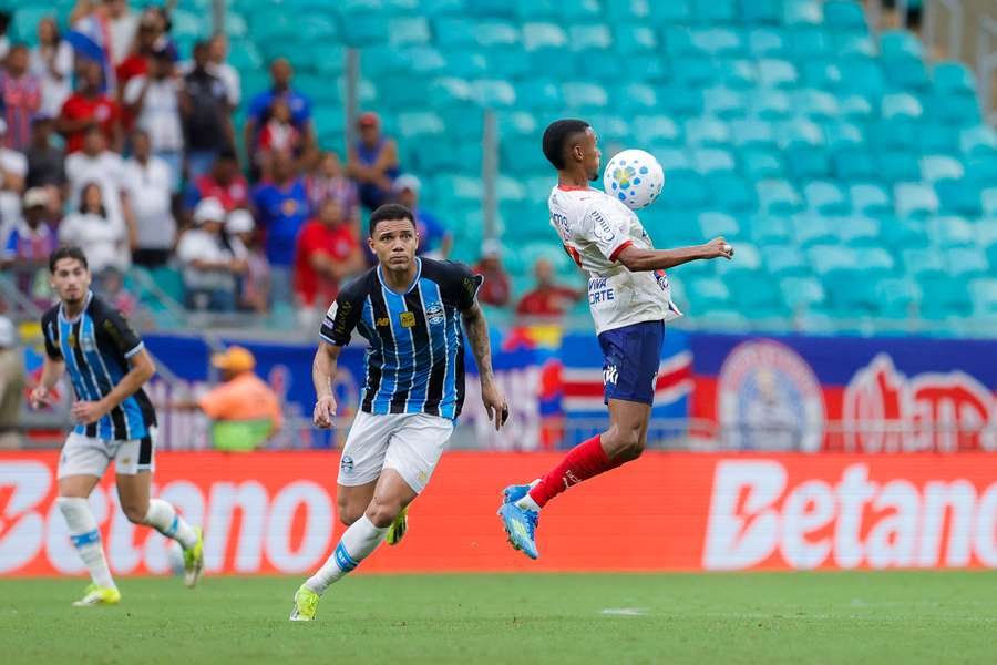 Bahia jogou sob protestos da própria torcida