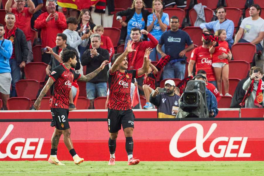 Abdon Prats celebra el gol de la victoria del Mallorca