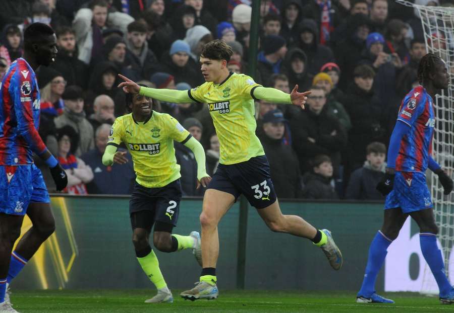 Dibling celebrates his goal
