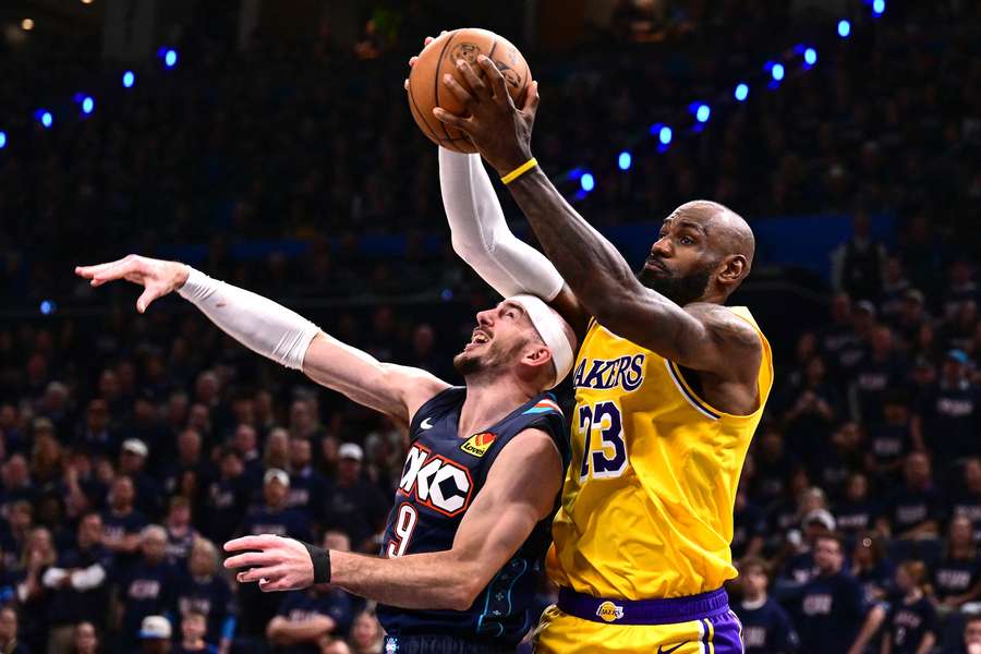 LeBron James, ante los Thunder
