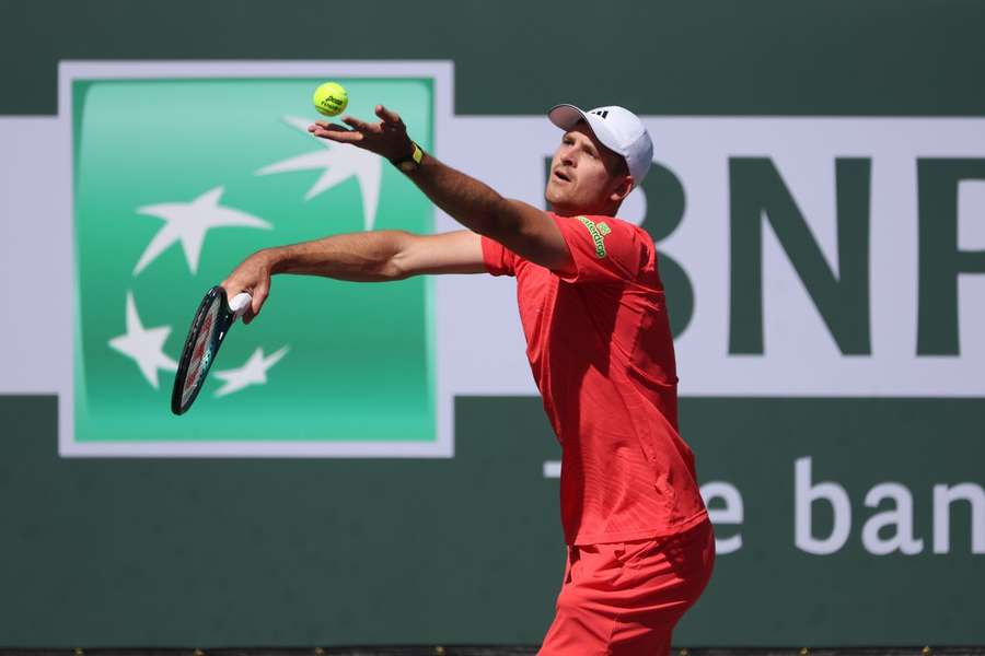 Hubert Hurkacz z powodu kontuzji wycofał się z turnieju deblowego w Miami Hubert Hurkacz z powodu kontuzji wycofał się z turnieju deblowego w Miami