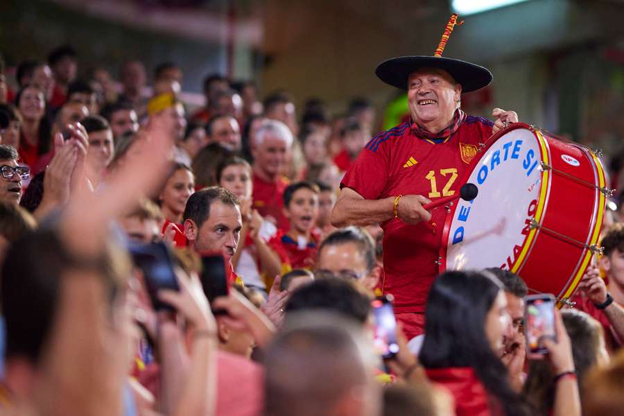 Manolo el del Bombo Manolo el del Bombo