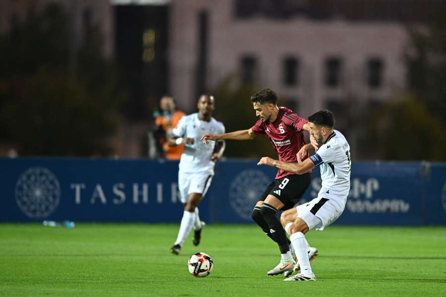 Albion Rrahmani potvrdil dobrou formu dalším gólem.