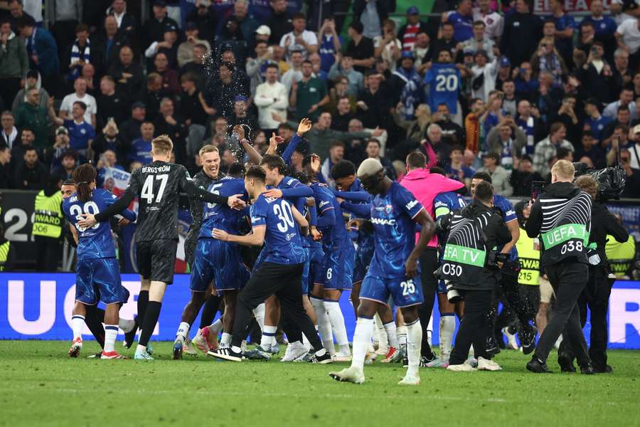 Premieră istorică pentru fotbalul englez
