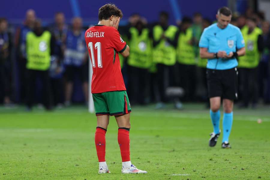 Félix também não se afirmou na seleção