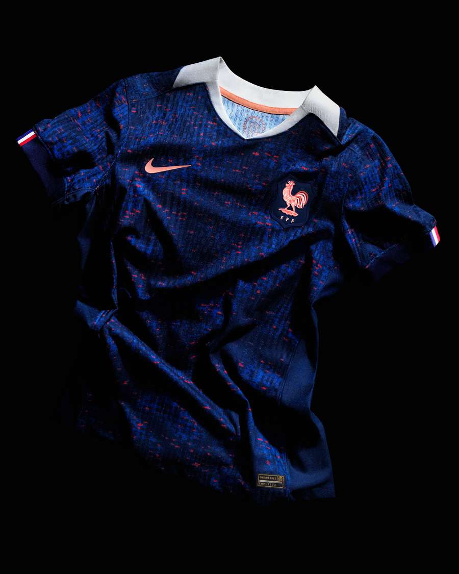 Le maillot domicile des Bleues pour l'Euro 2025 Le maillot domicile des Bleues pour l'Euro 2025