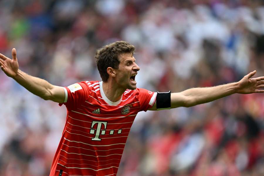 Thomas Müller optou pelos mind games antes da derradeira jornada da Bundesliga