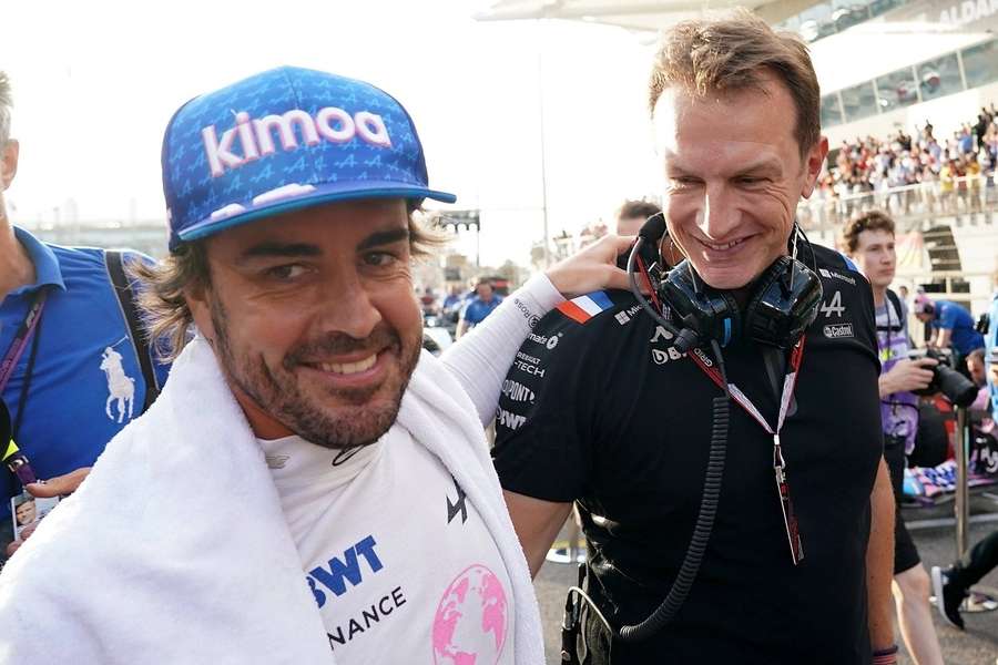 Rossi criticó a Alonso por su falta de trabajo en el simulador.