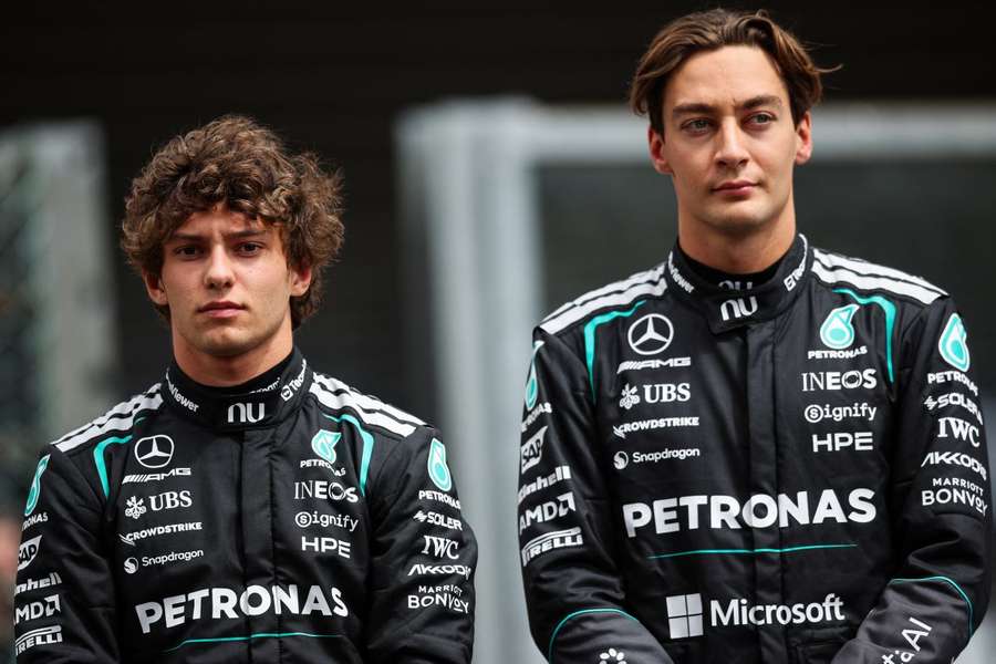 Kimi Antonelli (l.) und George Russell (r.) Kimi Antonelli (l.) und George Russell (r.)