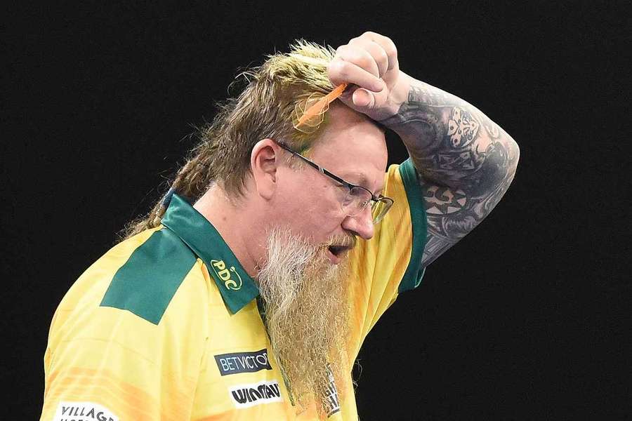Simon Whitlock não estará presente no Campeonato do Mundo de Dardos de 2025