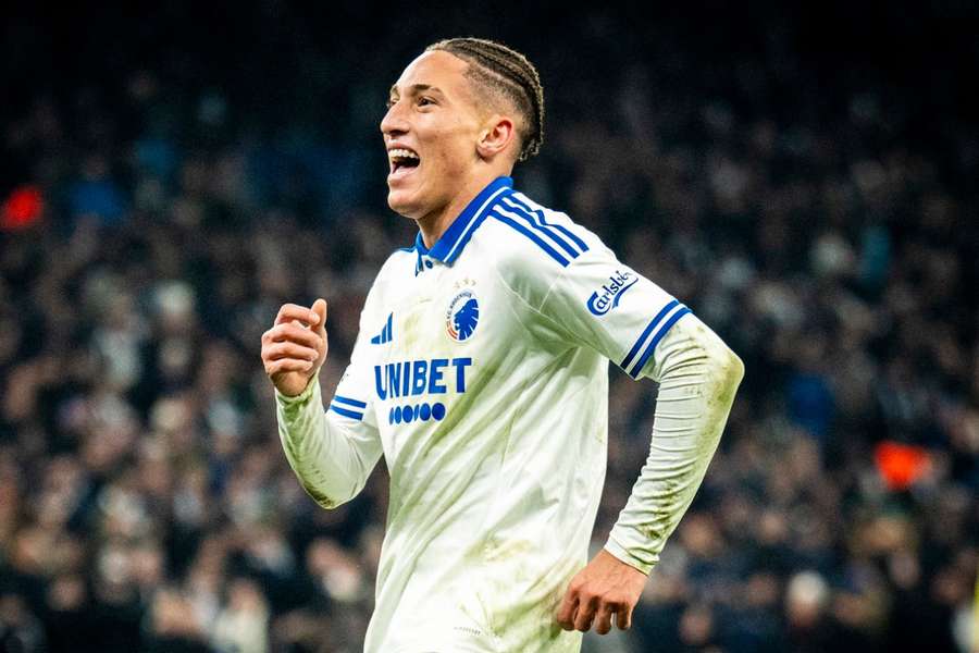 Robert brilhou em Copenhague 3x2 Kairat Almaty