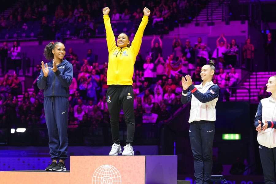 Rebeca ainda tem compromissos em Liverpool no fim de semana