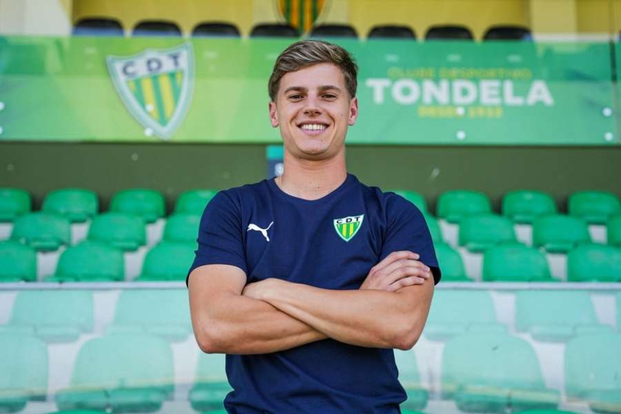 Xabi Huarte, novo jogador do Tondela