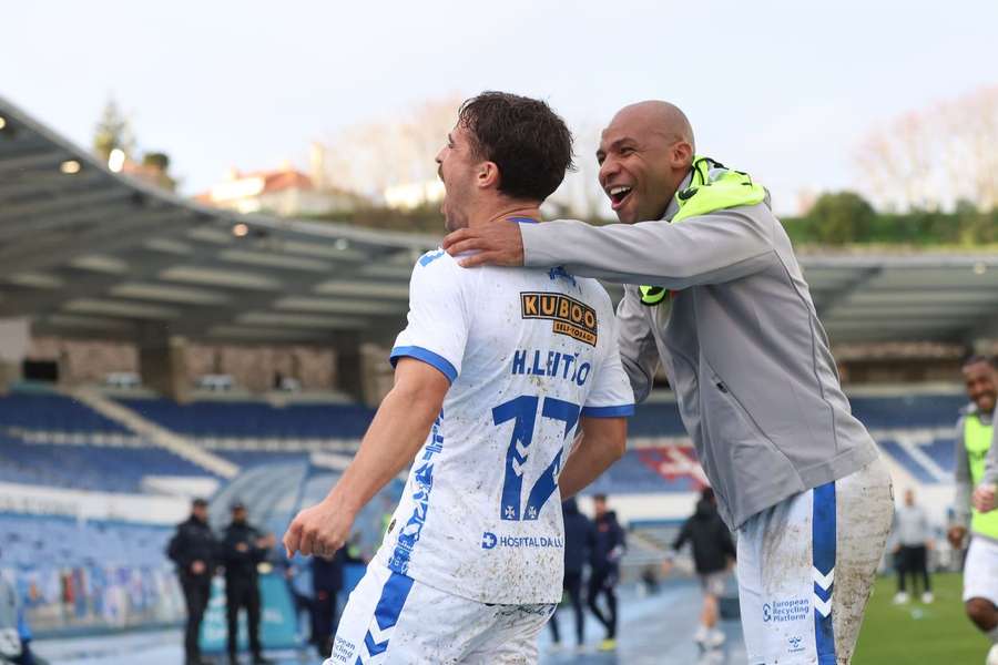 Diogo Leitão vive dias felizes nos azuis do Restelo