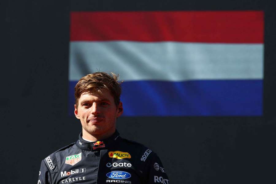 Max Verstappen sur le podium de Madrid. Max Verstappen sur le podium de Madrid.