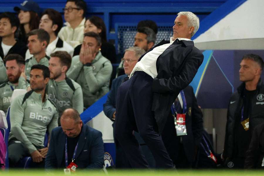 Mourinho regressou a Stamford Bridge