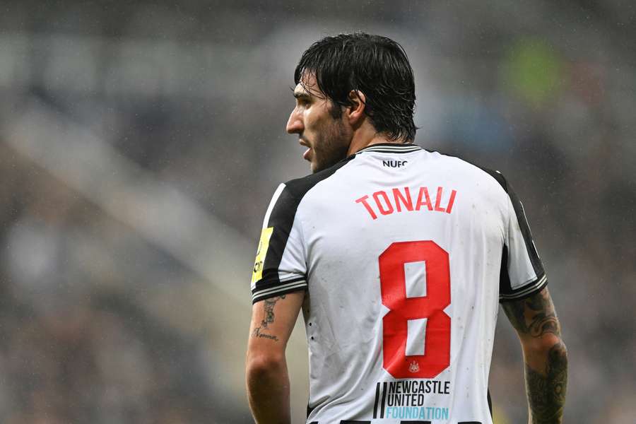 Scommesse, caso Tonali: il Newcastle minaccia una causa milionaria contro il Milan