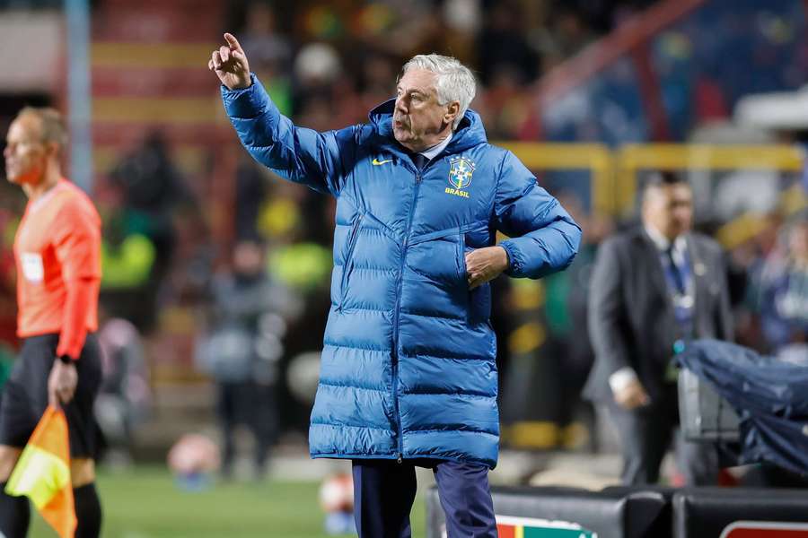 Ancelotti sofreu primeira derrota no comando da Seleção Ancelotti sofreu primeira derrota no comando da Seleção
