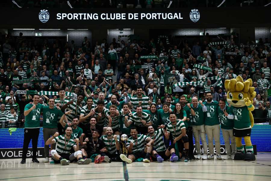 Sporting venceu as duas últimas edições do campeonato nacional de Voleibol Sporting venceu as duas últimas edições do campeonato nacional de Voleibol