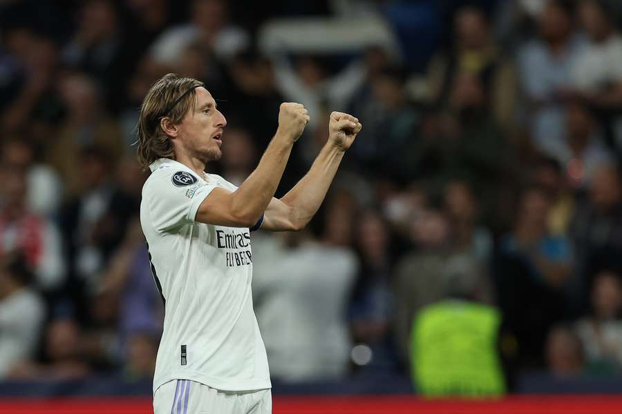 Luka Modrić celebra un gol con el Real Madrid.