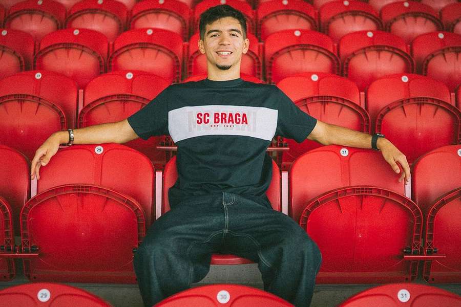 Guilherme Barbosa prolonga ligação ao SC Braga