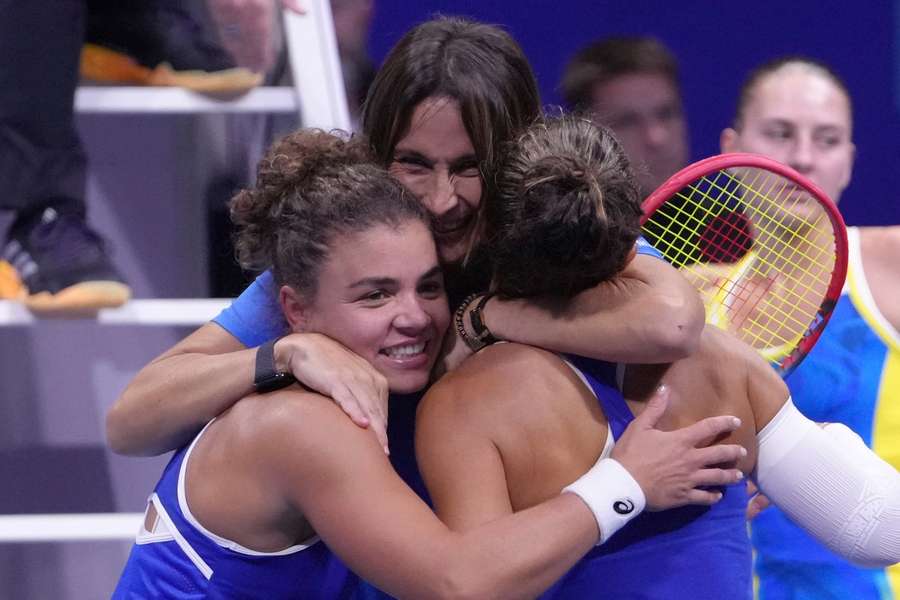 Echipa feminină de tenis a Italiei s-a calificat vineri pentru a treia sa finală consecutivă în Billie Jean King Cup