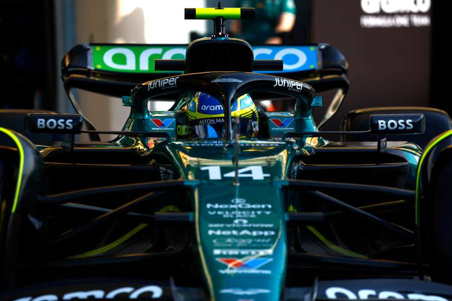 Fim do teste no Bahrein: Leclerc mais rápido; Alonso com bom ritmo de corrida