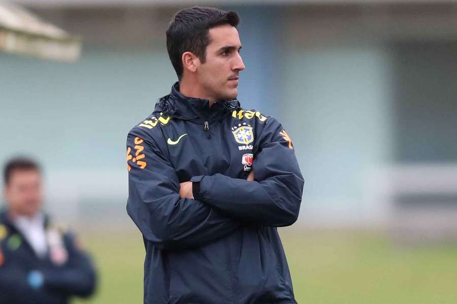 O novo comandante da Seleção Sub-20 do Brasil tem passagem pela base da CBF