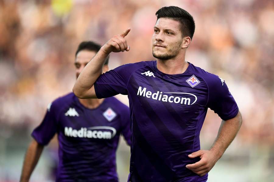 Serie A roundup: Lazio come back for three points, Jovic scores on debut as Fiorentina win