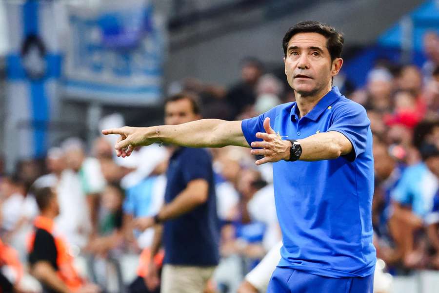 Marcelino sur le banc de l'OM.