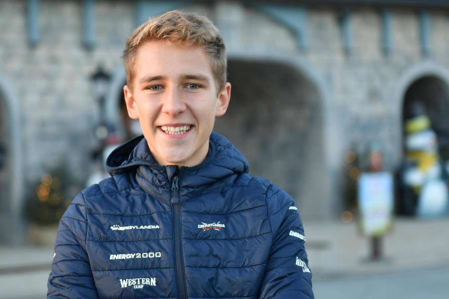 Najmłodszy w historii zwycięzca Rajdu Dakar Eryk Goczał przesiada się do samochodu